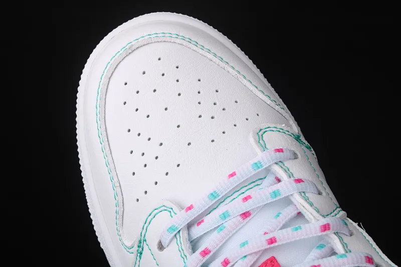 All categories Air Jordan Jordan series basketball shoes Air Jordan 1 Low Air Jordan 1 Low GS "Pink" AJ1 Joe 1 low top pink and white 554723-101